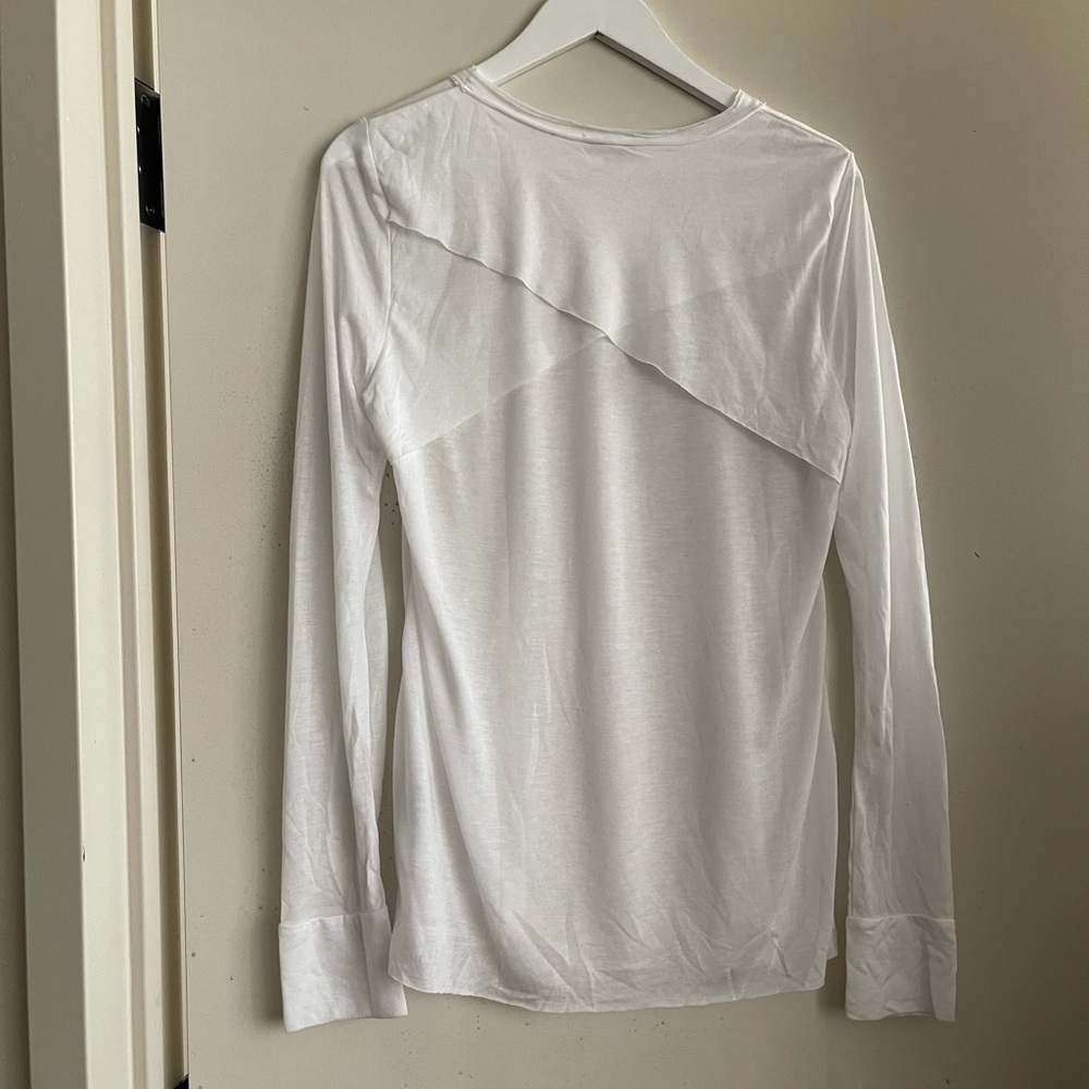 Koral Long Sleeve White T- Shirt NWT - Picture 2 of 2